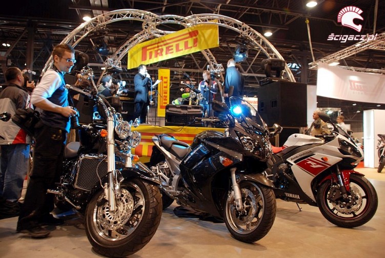 tomasz borek - stoisko pirelli na motor bike show central europe